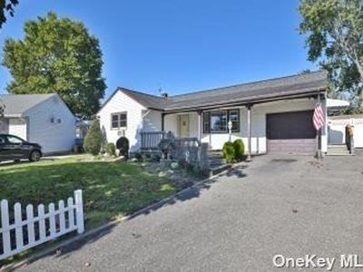 4 Cambridge Ct, Bethpage, NY, 11714