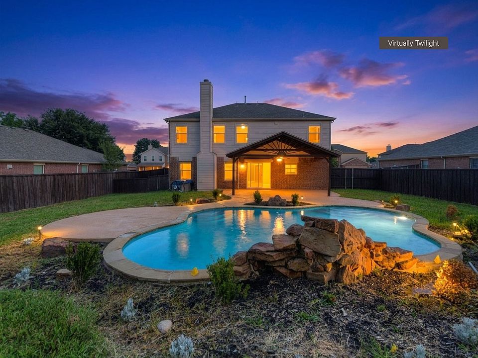 1st image of 3010 Elderberry Dr
