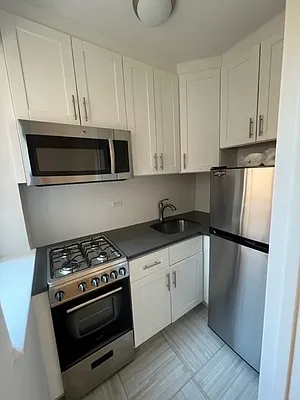 Rented by Corcoran | media 3