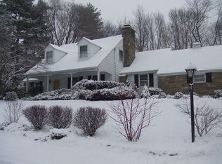 1114 Wallace Dr, Fort Washington, PA 19034