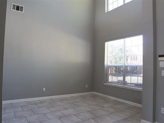4th image of 5536 Murton Pl