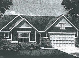 2717 Superior Dr, Green, OH