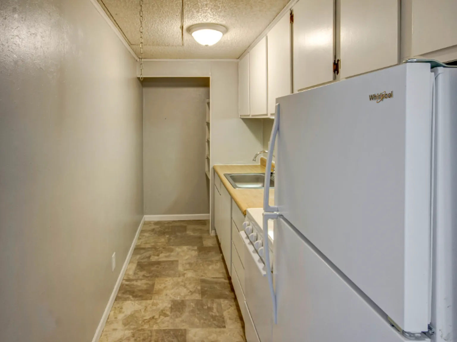 Riverview Estates — Photo 4