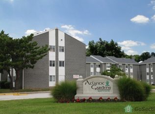 140 N North Carolina Ave, Atlantic City, NJ 08401