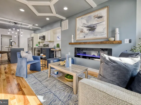 530 Pontiac Ave, Baltimore, MD 21225