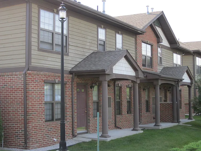 Rosewood Riverside — Photo 4
