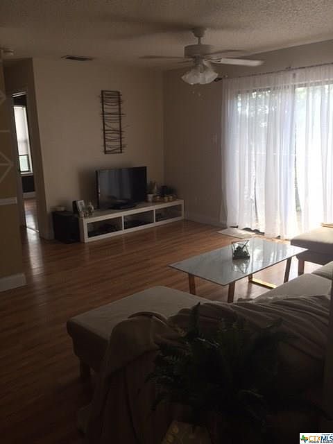1st image of 402 Fredericksburg St #15