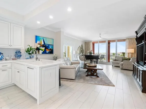 451 Bayfront PL #5411, NAPLES, FL 34102