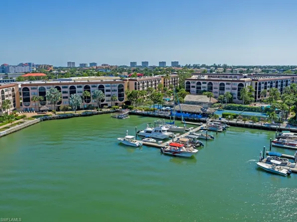 1007 Anglers CV #J204, MARCO ISLAND, FL 34145
