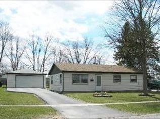 304 Spruce St, North Aurora, IL 60542