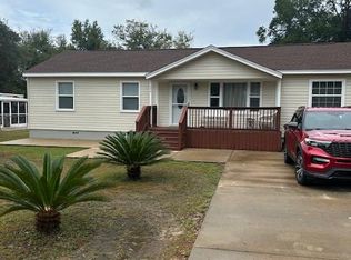 358 Edge Ave, Valparaiso, FL 32580