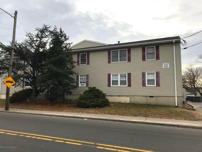 213 Main St APT 8, Keansburg, NJ, 07734