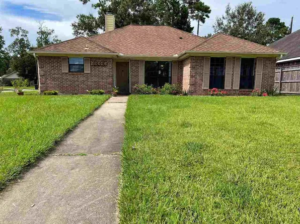 5090 McAnelly Dr, Beaumont, TX 77708