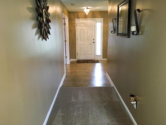 3rd image of 6525 Silk Leaf Ln