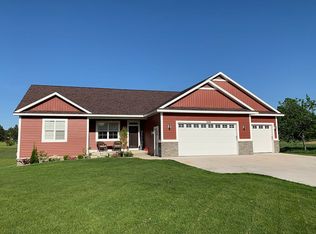 4184 Longwood Dr #17, Traverse City, MI 49685