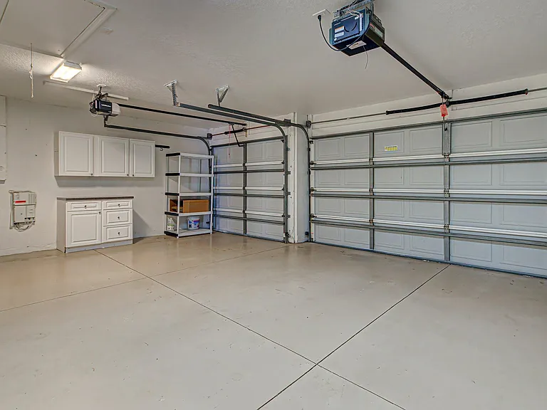 3 car garage