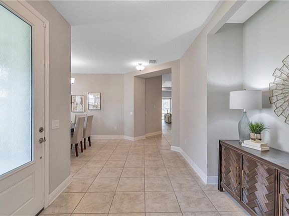 5th image of 13376 Batten Ln
