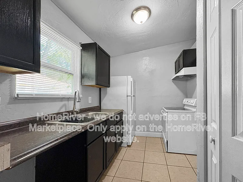 4178 Lorenzo Ct — Photo 2