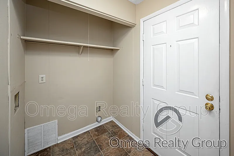 Heather Oaks Apartments — Photo 4