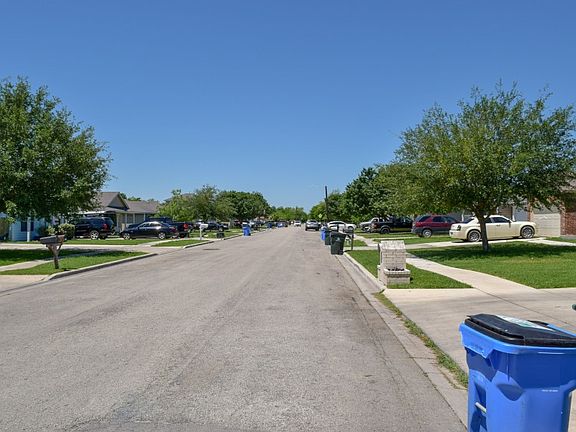 5th image of 616 Roosevelt Dr