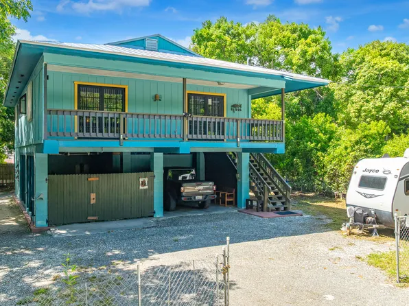 142 N Sunrise Dr, Tavernier, FL 33070
