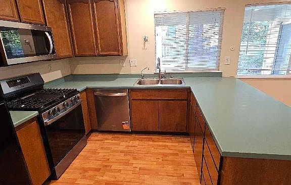 3rd image of 247 Fig Ct
