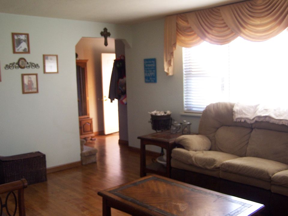 1st image of 201 Davenport St