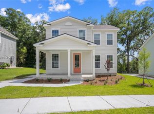 11 Backwater St, Beaufort, SC 29906