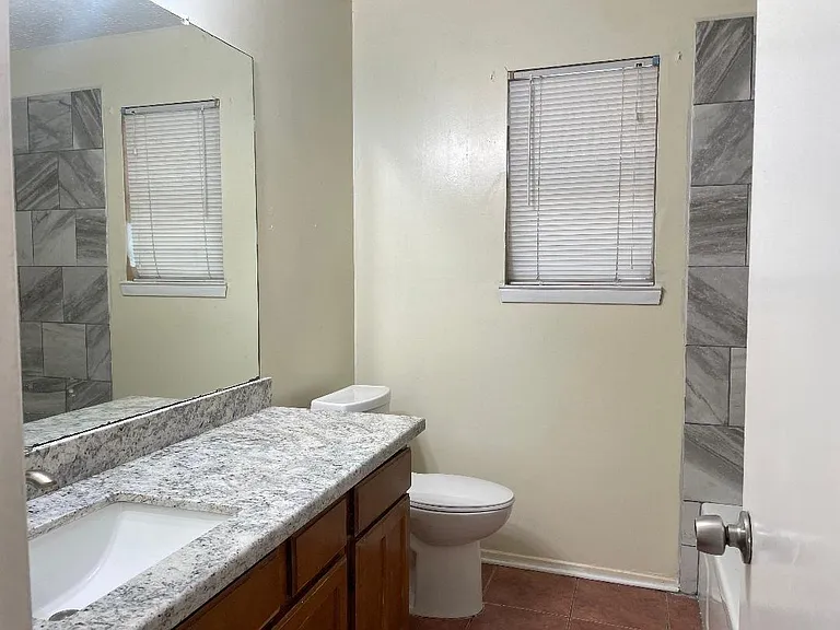 13410 Natasha Ln — Photo 5
