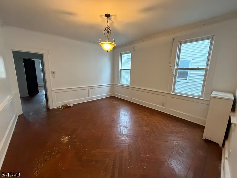 205 Chancellor Ave #2 — Photo 8