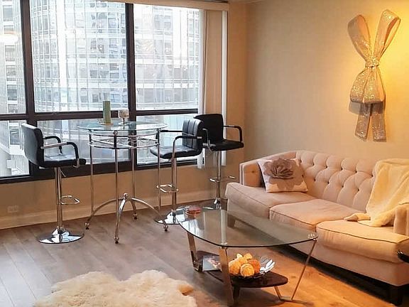 3rd image of 405 N Wabash Ave Unit 508