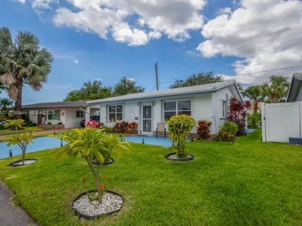 2614 NW 51st Pl, Tamarac, FL 33309