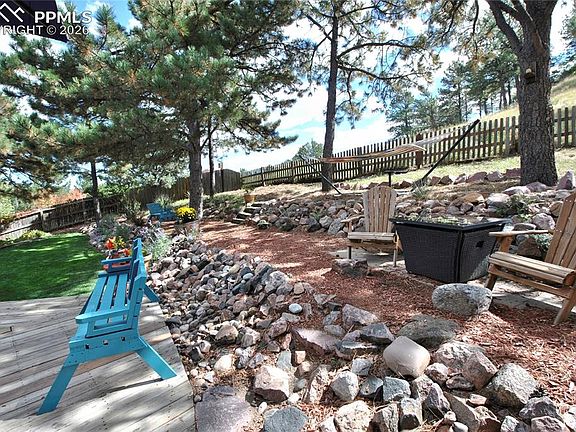 3rd image of 725 Grey Eagle Cir N