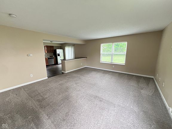 5th image of 5133 Greenside Dr