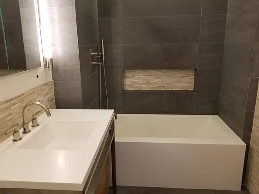 Rented by Kingstone Realty Inc | media 9