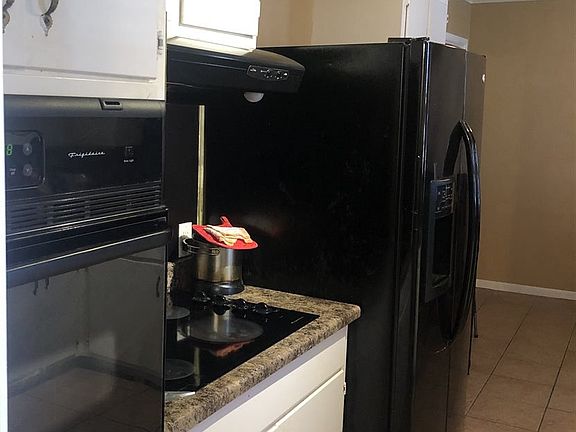 5th image of 8615 Newfield Ln