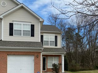 8706 Appledale Dr, Charlotte, NC 28262