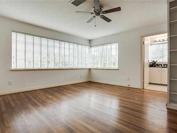 5th image of 6851 Gaston Ave