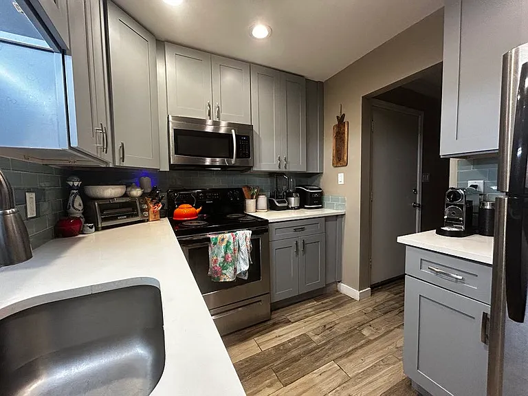 Renaissance Apartments at Capital Circle — Photo 40