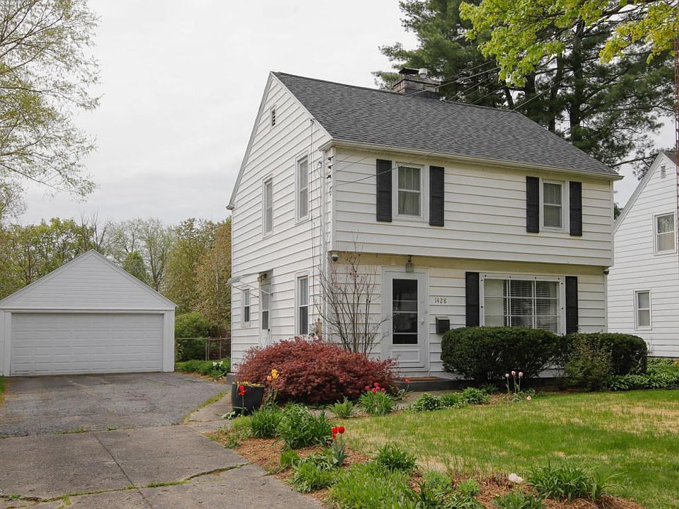 1428 Sheridan-101