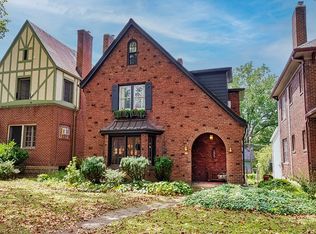 920 Milton St, Pittsburgh, PA 15218