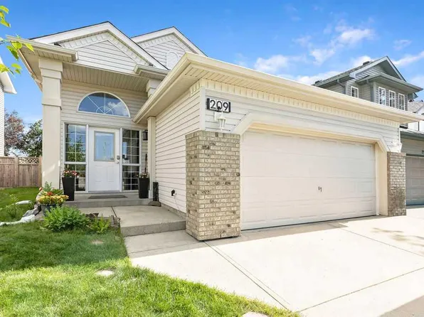 209 N Coventry Cir NE, Calgary, AB T3K 5E5