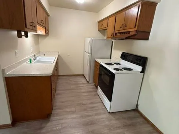 5414 58th Ave, 5414 58th Ave #22, Kenosha, WI 53144