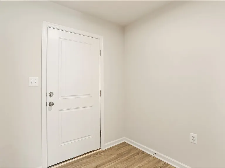 215 Olympus Rd — Photo 28
