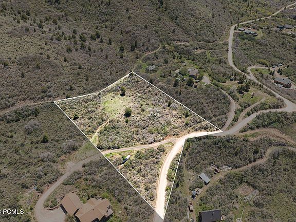 3rd image of 501 Splendor Valley Rd #81/82