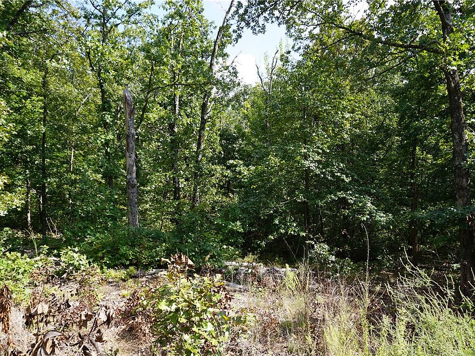 1st image of Lambeth Dr #1