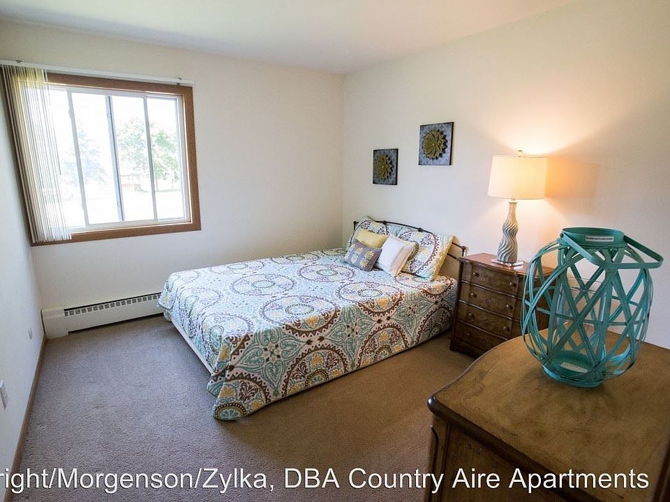2nd image of 4830 Easy St APT 242