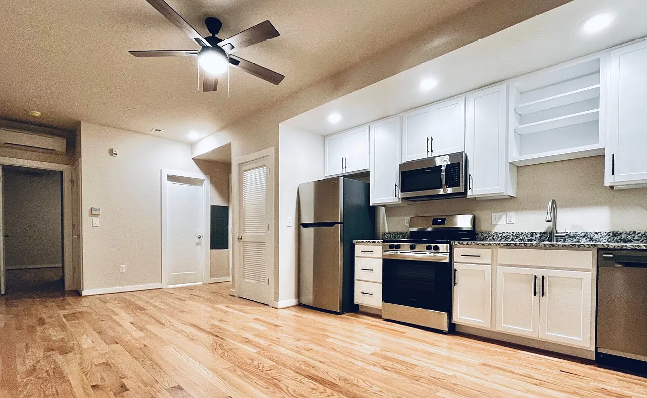1 bed, $1,295 — Photo 1