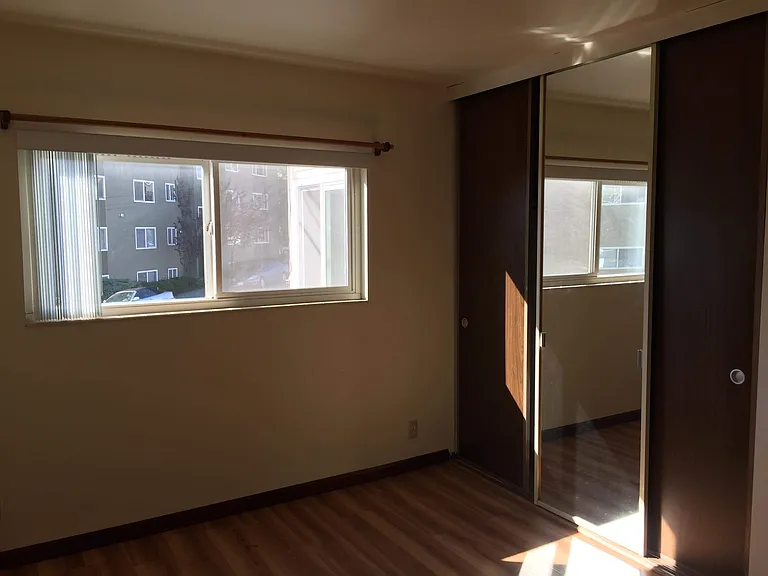 909 N 74th St #101 — Photo 7