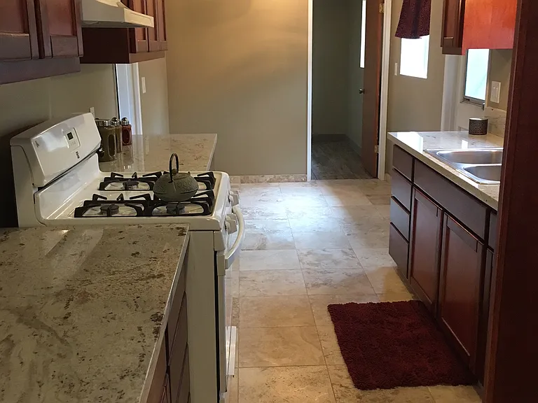 145 N Shamrock Ave — Photo 7